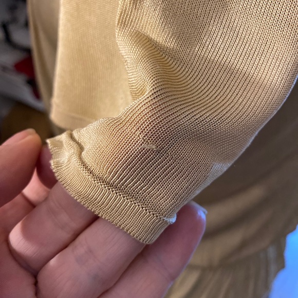 Chanel top - Picture 4 of 16